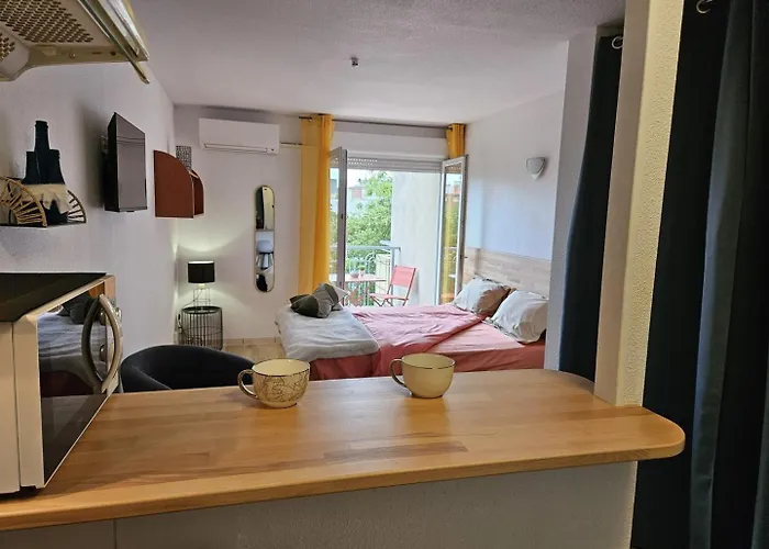 Appartement T1 - 160 Bed - Center *