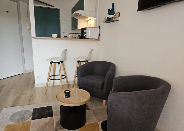 T1 - 160 Bed - Center * Toulouse