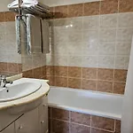 Apartment T1 - 160 Bed - Center